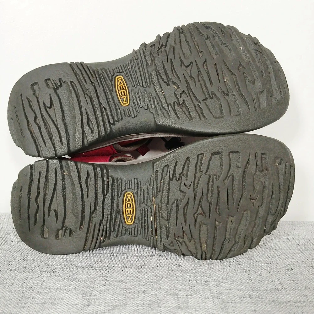 KEEN Whisper Burgundy Granola Girl Hiking Sandal Trail Water Shoe Size 7
